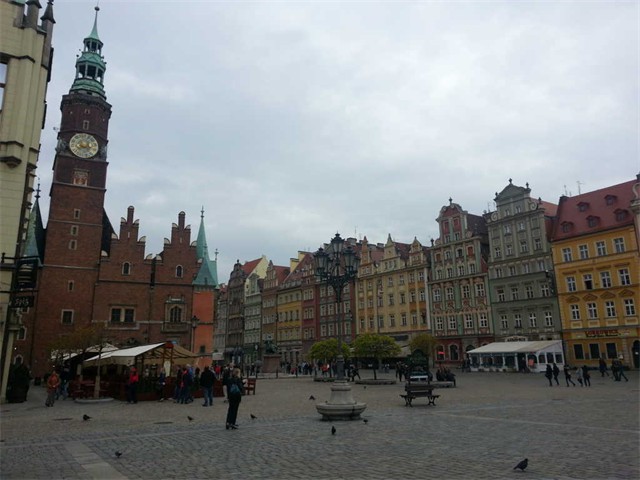 24. Wroclaw. Place centrale.(FILEminimizer)